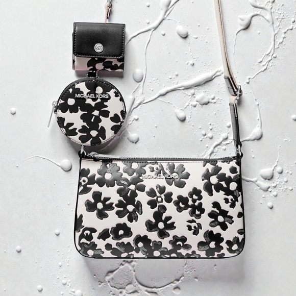 Michael Kors Sequined Floral Print Crossbody Bag w/ Case for AirPods 🖤🤍